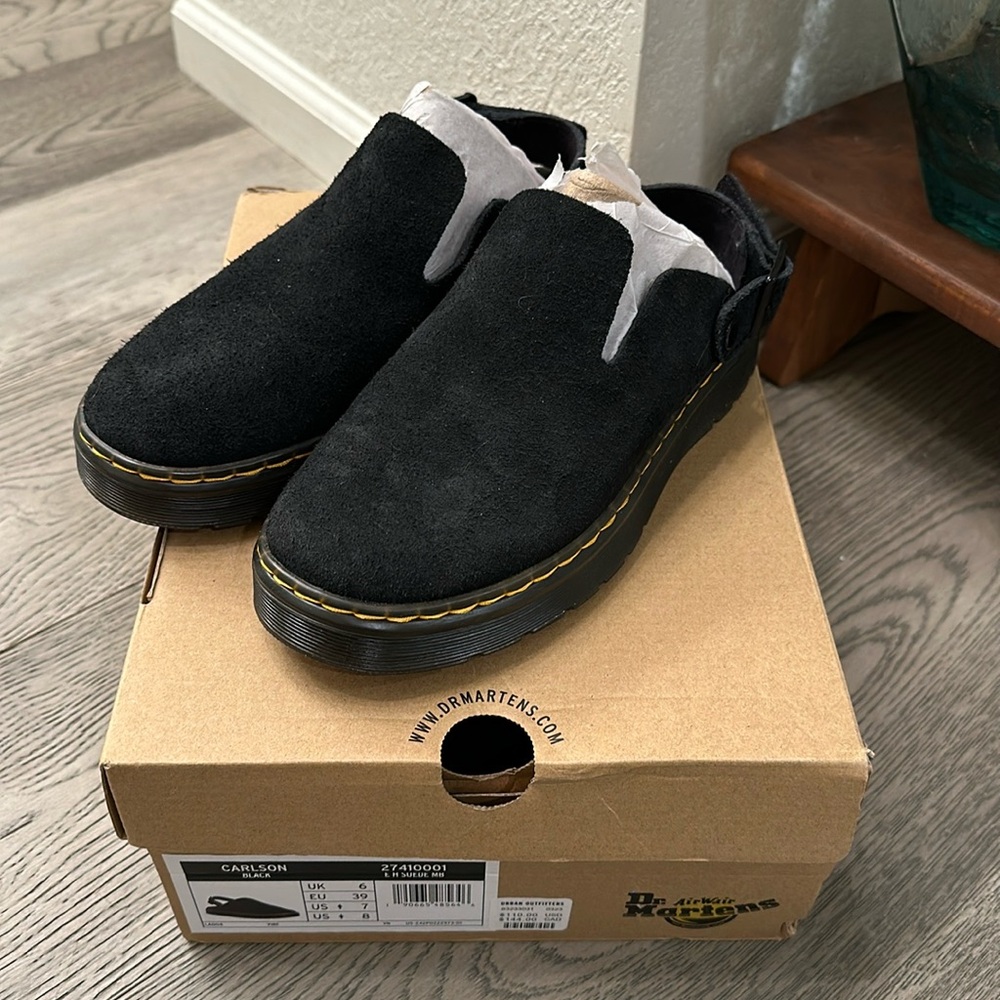 Dr. Martens Carlson Black Suede Size 8